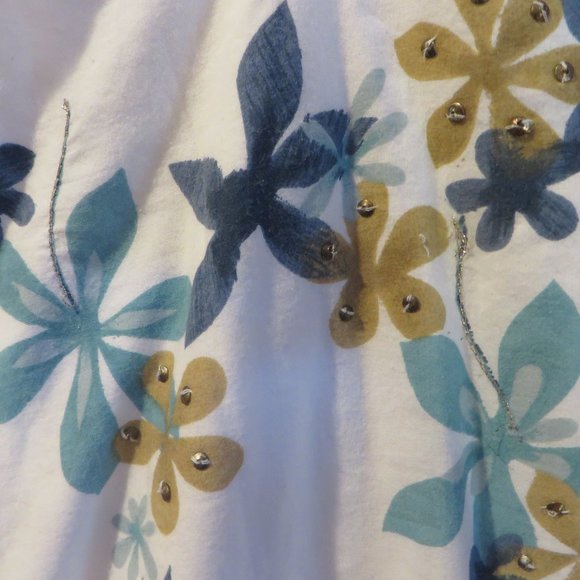 Skirt - Nice for Summer.  Lined with Cute print. - Picture 2 of 5